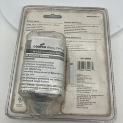 NOS COOPER 01-400RW NOVITAS VACANCY SENSOR / Switch AUTO OFF, 800W, 120V, WHITE