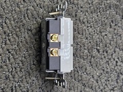 (QTY 4) BESTTEN USP-LS04-5PK: Single-Pole Decor Wall Light Switch 15A 120/277V