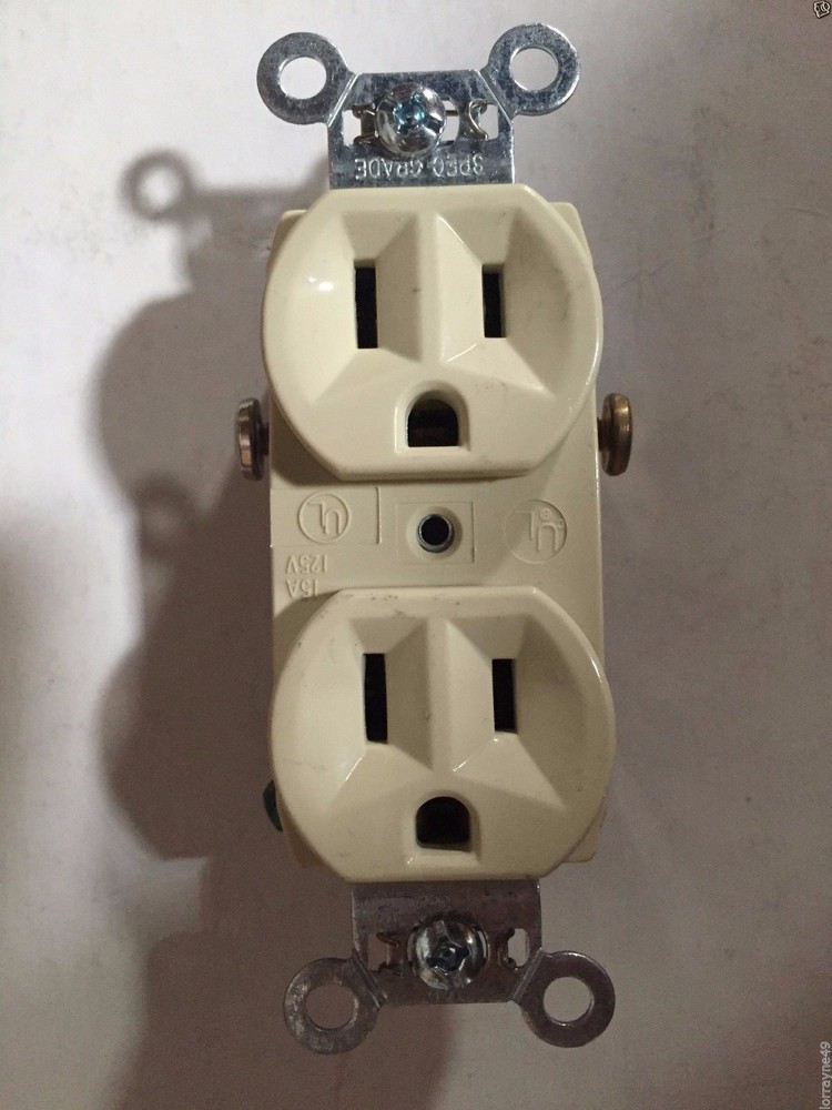 10PC LEVITON 5320-I 15AMP 125V DUPLEX RECP IVERY OPEN BOX
