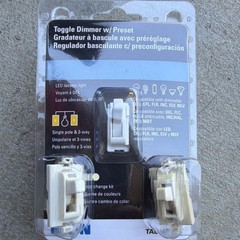Eaton TAL06P1 Toggle Dimmer Wall Switch LED Locator Light 120V 3-Way CFL/LED