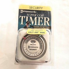 INTERMATIC Super Cop Timer Model TN711C Variable On/Off times confuses burglar