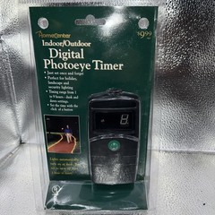 Home Center Indoor/ Outdoor Digital Photoeye Timer D4