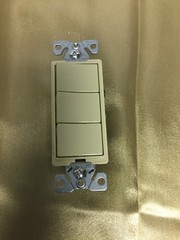 10-Pack 15 AMP 120V – 3 Single-Pole Combination Rocker Switch Ivory Receptacles