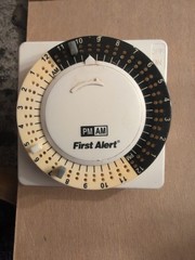 First Alert Light/Appliance timer Model Ls220